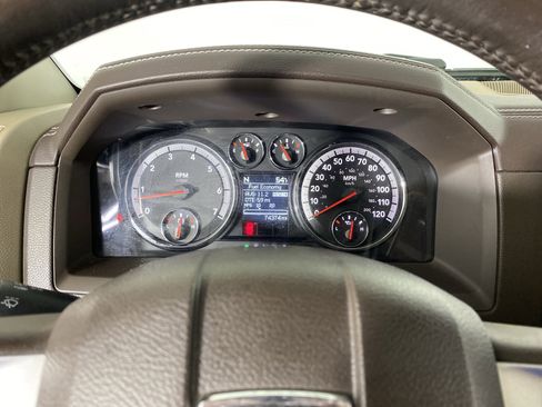 Used 2011 RAM 1500 Laramie image 21