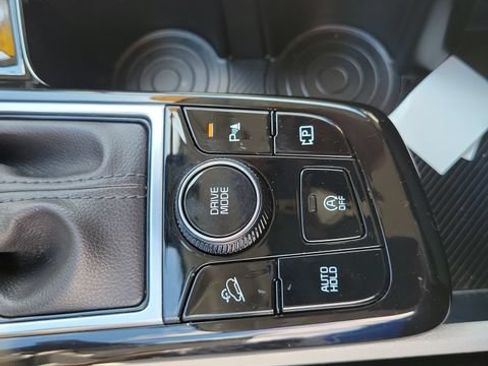 Used 2023 Kia Sportage EX FWD image 33