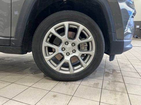 Used 2023 Jeep Compass Latitude AWD/4WD image 24