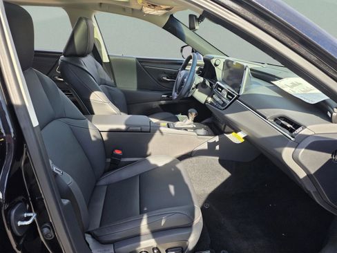 New 2025 Lexus ES 350 w/ Premium Package image 24