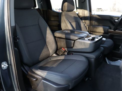 Used 2019 Chevrolet Silverado 1500 RST w/ Convenience Package image 28