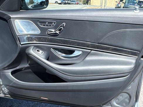 Used 2018 Mercedes-Benz S 560 4MATIC Sedan image 13