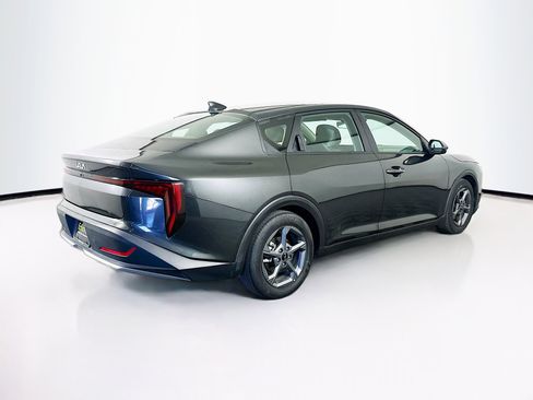 Used 2025 Kia K4 LXS image 9