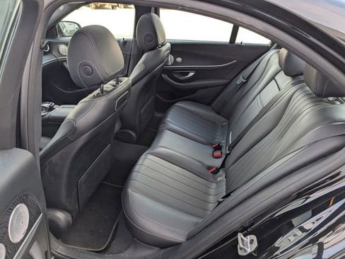 Used 2019 Mercedes-Benz E 300 4MATIC image 14