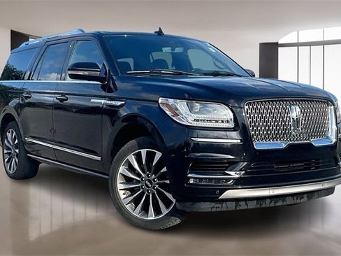 Used 2021 Lincoln Navigator L Reserve image 3