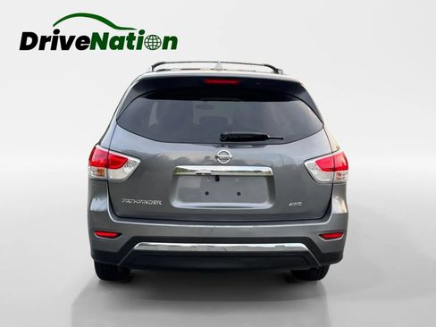 Used 2016 Nissan Pathfinder S AWD/4WD image 6