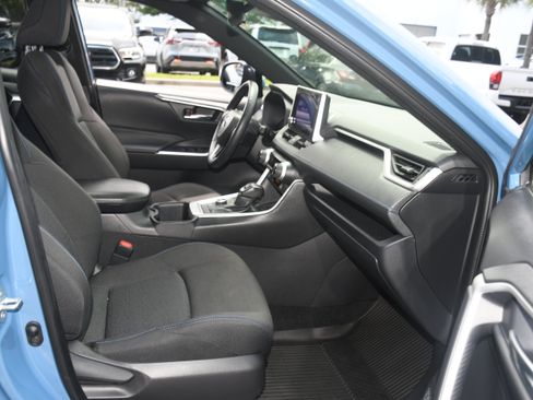 Certified 2024 Toyota RAV4 SE w/ Convenience Package AWD/4WD image 20