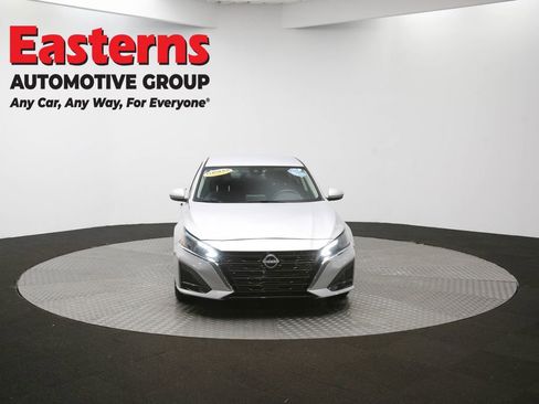 Used 2023 Nissan Altima 2.5 SV image 50