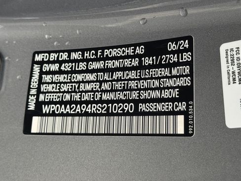 Used 2024 Porsche 911 Carrera T RWD image 46