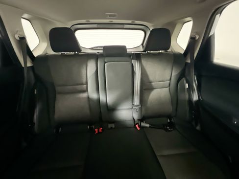 Used 2025 Nissan Rogue SV FWD image 32