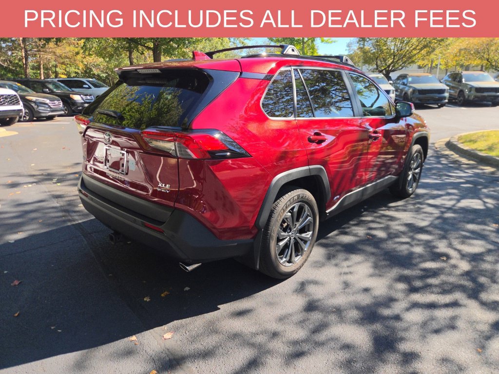Used 2025 Toyota RAV4 XLE Premium w/ Weather Package AWD/4WD image 15