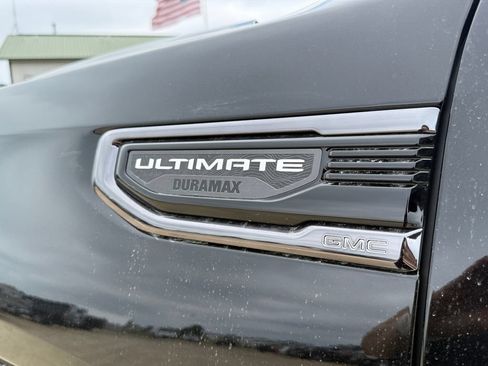 New 2026 GMC Sierra 1500 Denali Ultimate w/ LPO, Black Badging Package AWD/4WD image 39