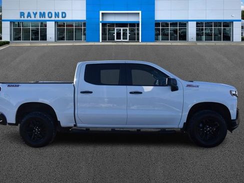Certified 2021 Chevrolet Silverado 1500 LT Trail Boss w/ Convenience Package II image 2