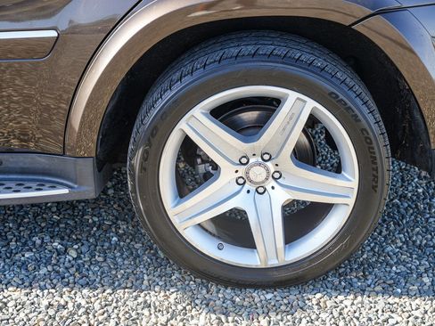 Used 2012 Mercedes-Benz GL 550 4MATIC image 10