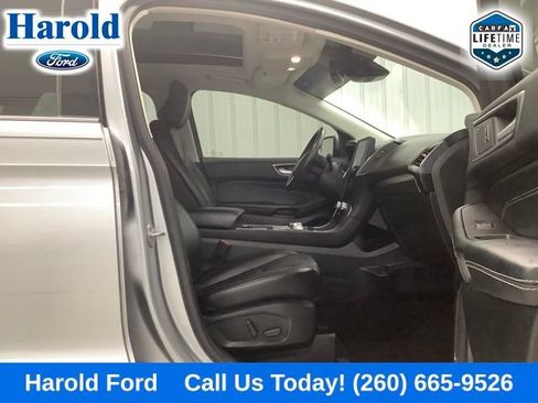 Used 2022 Ford Edge Titanium w/ Equipment Group 301A AWD/4WD image 12