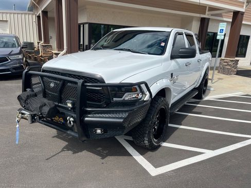 Used 2020 RAM 1500 Tradesman w/ Chrome Appearance Group image 2