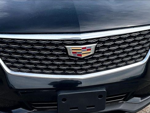 Certified 2024 Cadillac XT4 Premium Luxury AWD/4WD image 30