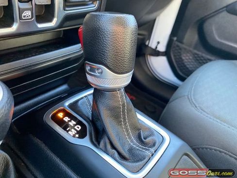 Certified 2020 Jeep Gladiator Overland w/ Cold Weather Group image 13