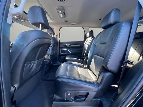 Used 2022 Kia Telluride S image 19