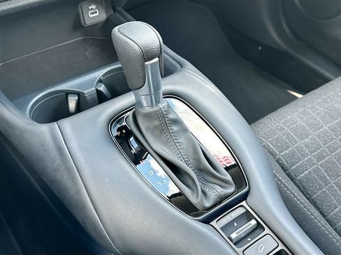 Used 2025 Honda HR-V LX image 16
