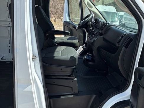 Used 2023 RAM ProMaster 2500 image 12