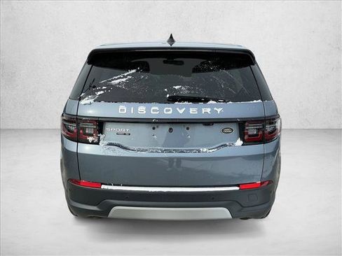 Used 2020 Land Rover Discovery Sport SE image 6