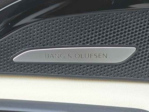 New 2025 Audi Q5 Prestige image 9