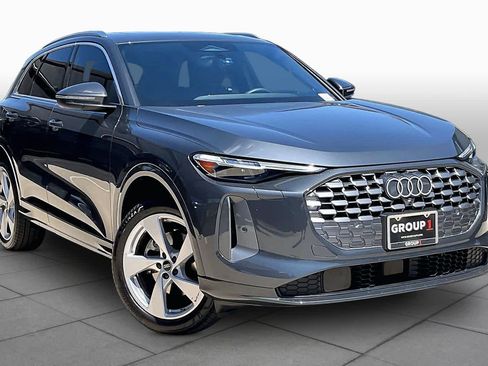 Used 2026 Audi Q5 Premium AWD/4WD image 3
