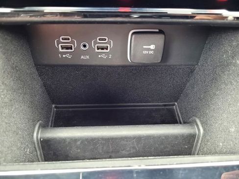 Used 2021 Jeep Grand Cherokee L Limited AWD/4WD image 19