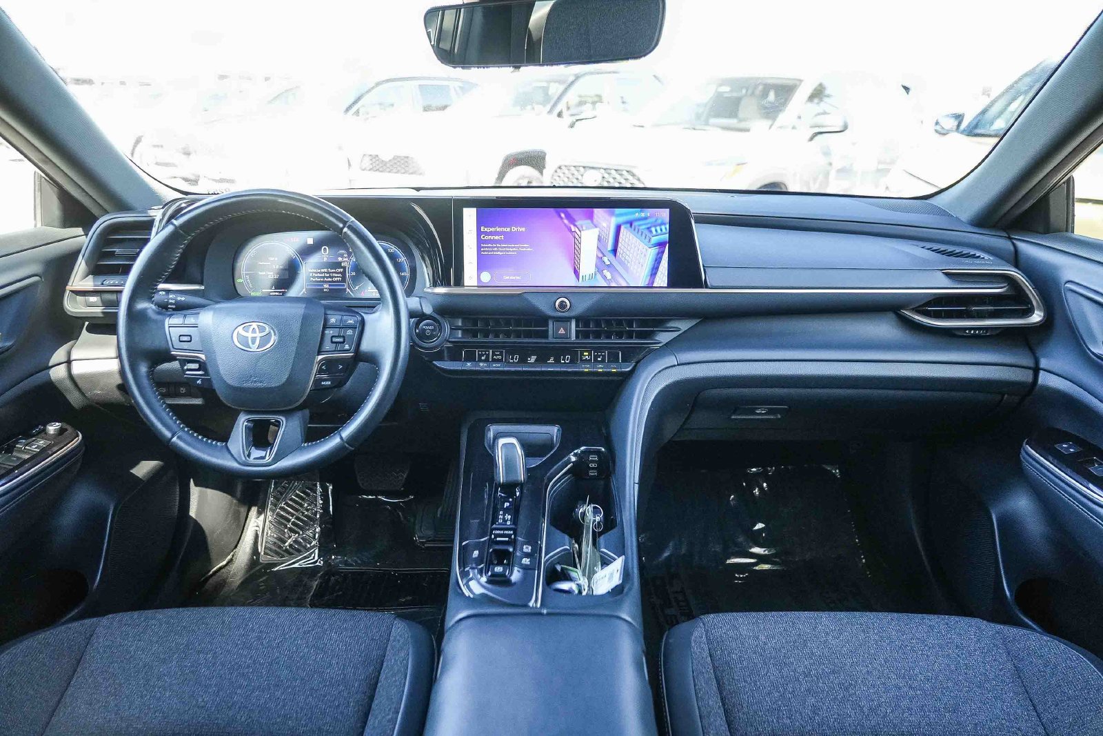 Certified 2024 Toyota Crown AWD/4WD image 12