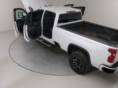 Used 2022 Chevrolet Silverado 3500 High Country AWD/4WD image 53