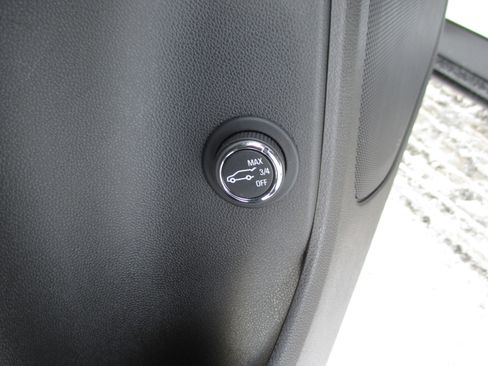 Used 2024 Chevrolet Blazer LT w/ Convenience Package image 14