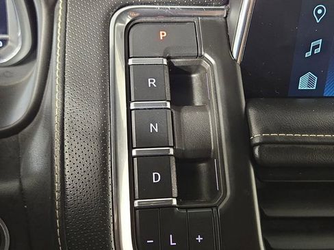 Used 2022 Chevrolet Tahoe Premier image 21