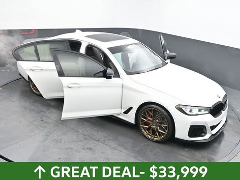 Used 2021 BMW 540i w/ Executive Package image 57