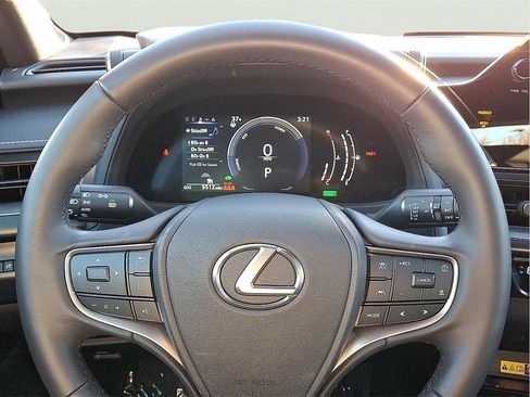 Used 2025 Lexus UX 300h AWD image 20