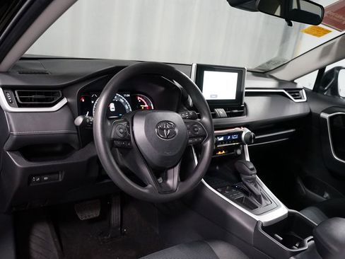 Used 2025 Toyota RAV4 LE FWD image 7