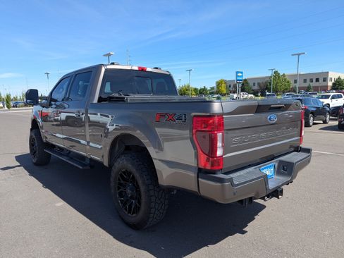 Used 2022 Ford F250 Lariat w/ Lariat Ultimate Package AWD/4WD image 33