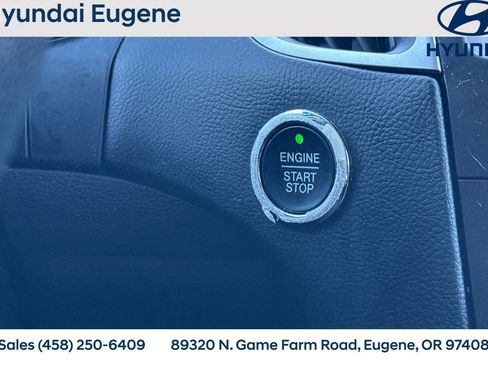 Used 2017 Ford Edge SEL w/ Equipment Group 201A image 27