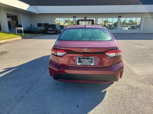 Used 2022 Toyota Corolla LE image 5