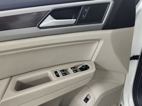 Used 2018 Volkswagen Atlas SE FWD image 22