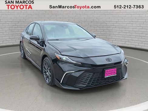 Used 2026 Toyota Camry SE w/ Multimedia Upgrade Package image 3