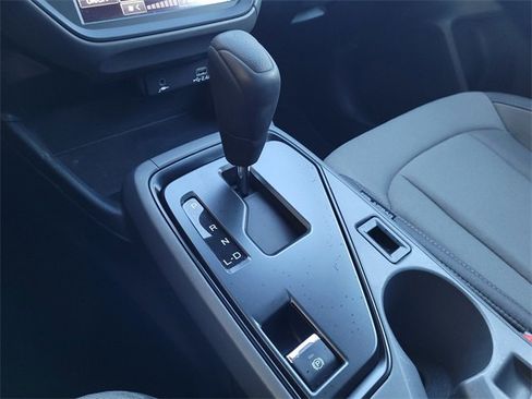 Used 2024 Subaru Crosstrek 2.0i image 12