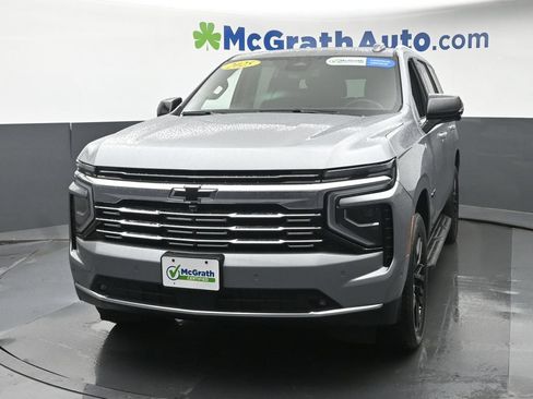 Used 2025 Chevrolet Tahoe Premier AWD/4WD image 24