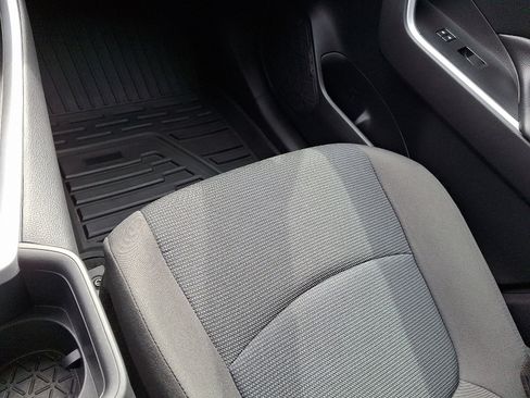 Used 2023 Toyota RAV4 LE image 26