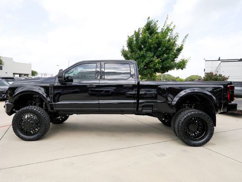 Used 2026 Ford F450 Platinum w/ FX4 Off-Road Package AWD/4WD image 7