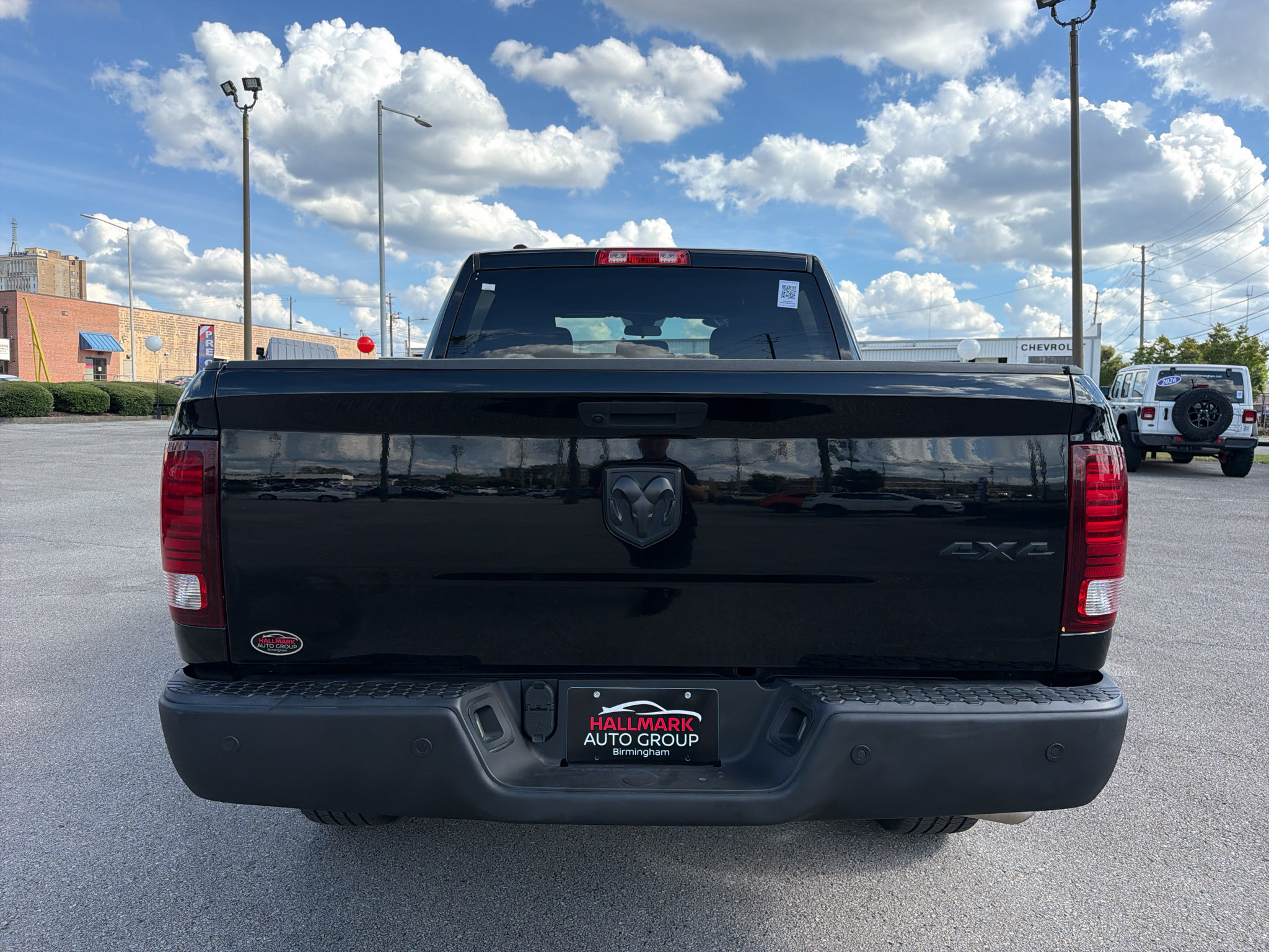Used 2024 RAM 1500 Warlock AWD/4WD image 7