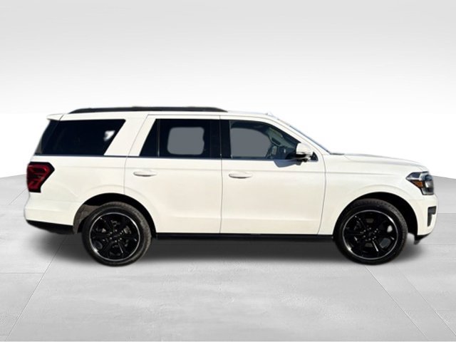 Used 2023 Ford Expedition Limited AWD/4WD image 6