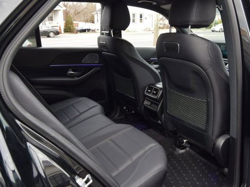 Used 2020 Mercedes-Benz GLE 350 4MATIC w/ Premium Package image 36