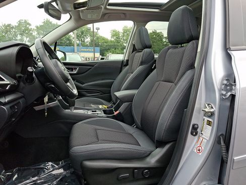 Used 2019 Subaru Forester Premium w/ All-Weather Package AWD/4WD image 14