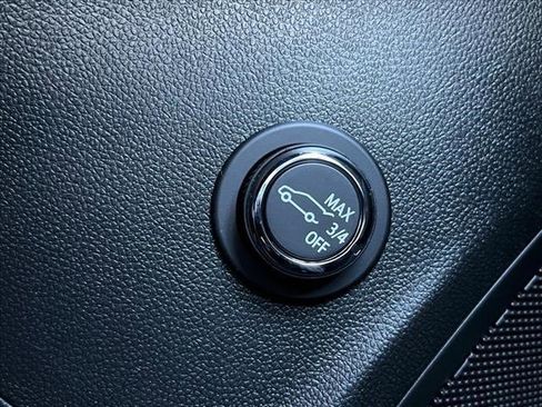 New 2025 Buick Envision Sport Touring image 27